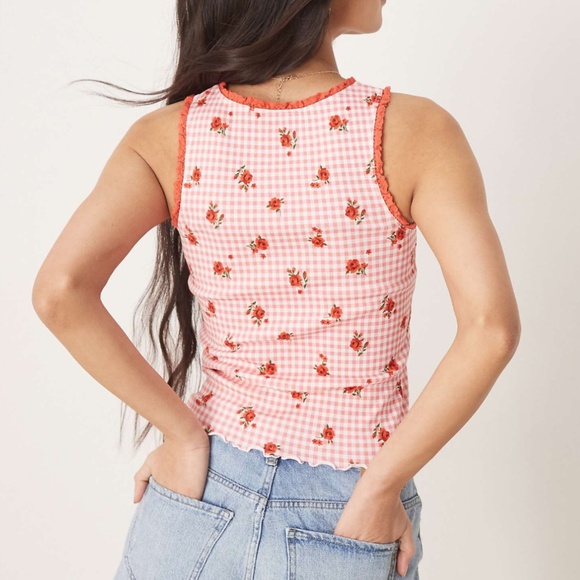 ASOS DESIGN ribbed red tank in floral gingham print - Picture 3 of 5